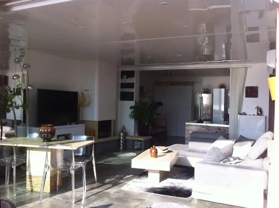 Magnifique Appartement Face A La Plage De Beaucours Sanary-sur-Mer Apartment