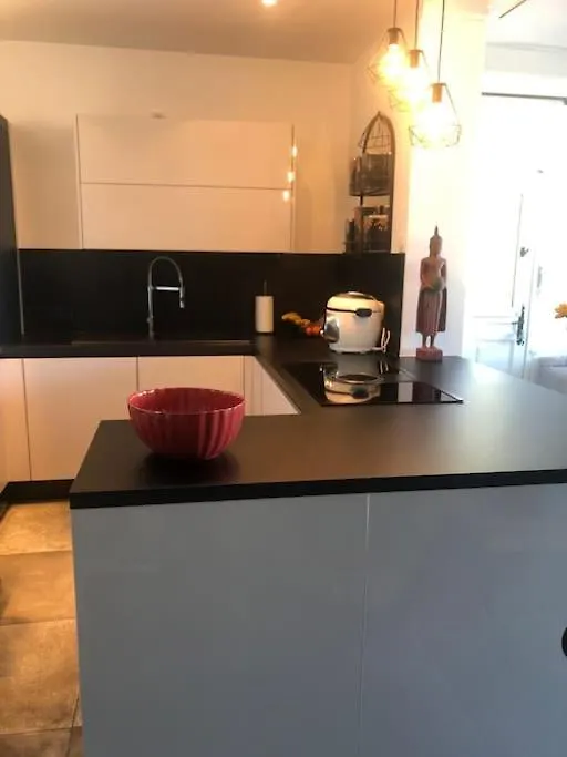 Magnifique Appartement Face A La Plage De Beaucours Sanary-sur-Mer Apartment