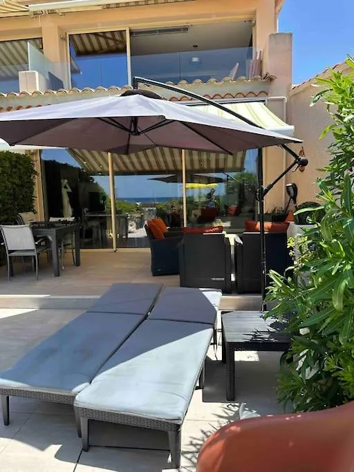 Magnifique Appartement Face A La Plage De Beaucours Sanary-sur-Mer Appartamento